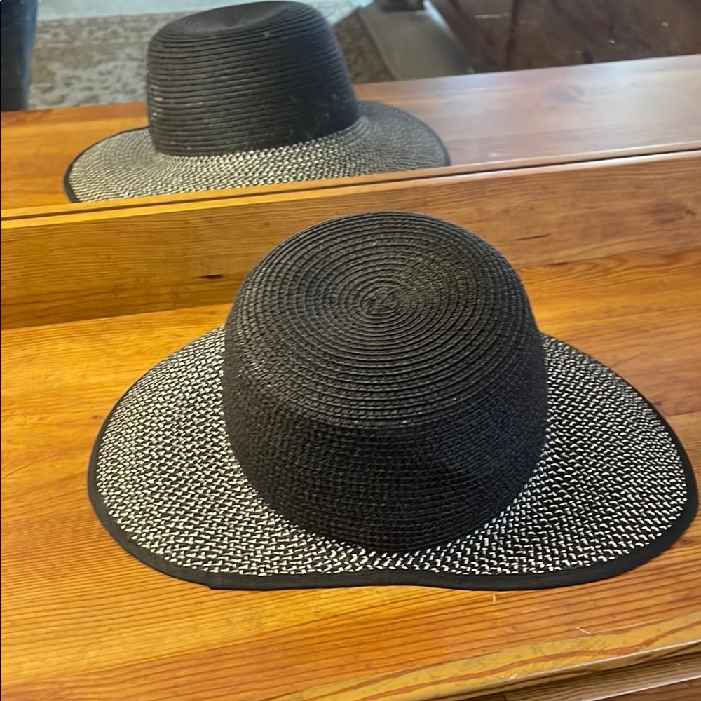 Magid Black and White Sun Hat with Wide Brim